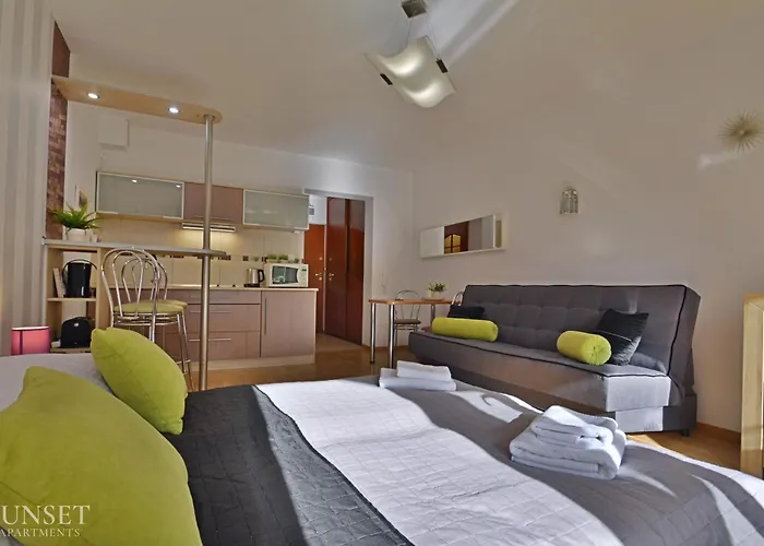 Sunset Apartments - Zdrojowa 24 - Plaza 350M